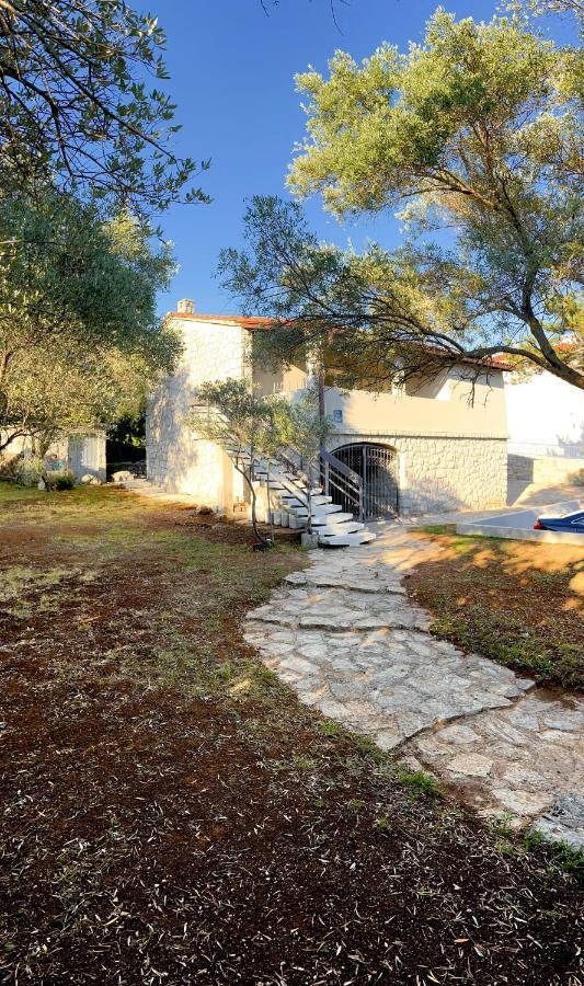 Kuca Za Odmor Krk Villa Krk Town Exterior photo